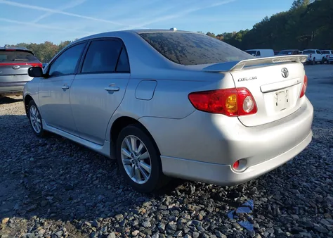 2010 Toyota Corolla S z USA, uszkodzony, nr VIN 2T1BU4EE2AC316189